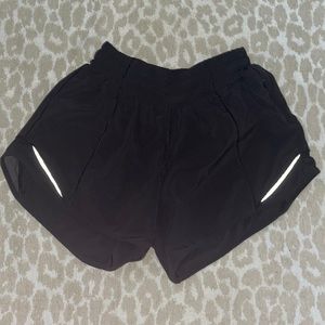 black hotty hot lululemon shorts